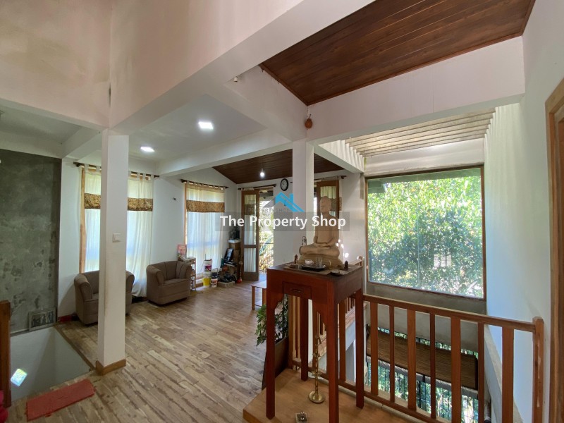 15P House for sale in "Owala road", Kiribathkumbura, Peradeniya.